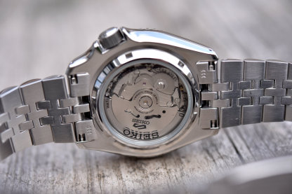 Seiko 5 Sports SSK033K1 GMT Series SKX Style Automatic Men's Watch (White)