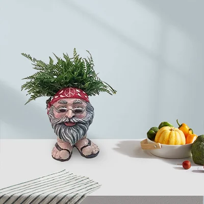 (Gardening Upgrades)MUGGLY'S THE FACE STATUE PLANTER