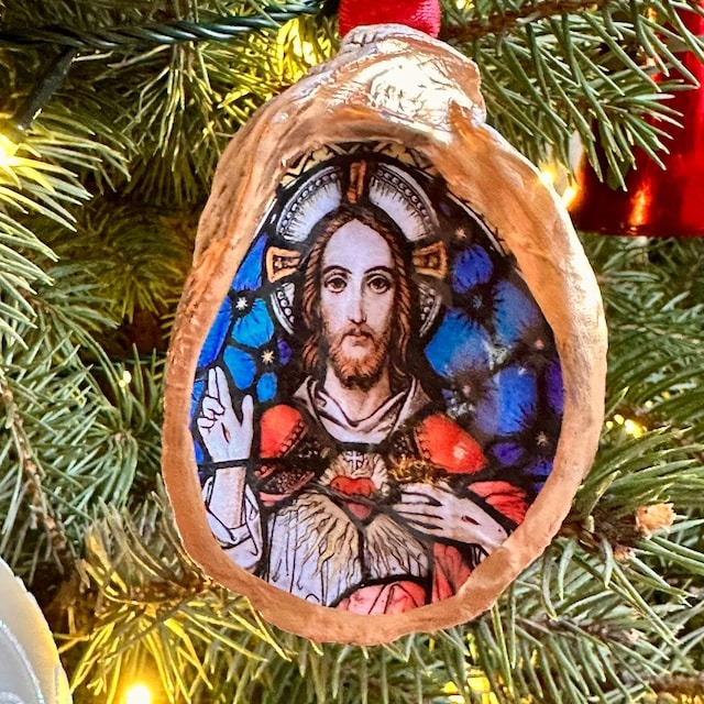 Jesus Oyster Christmas Decoration