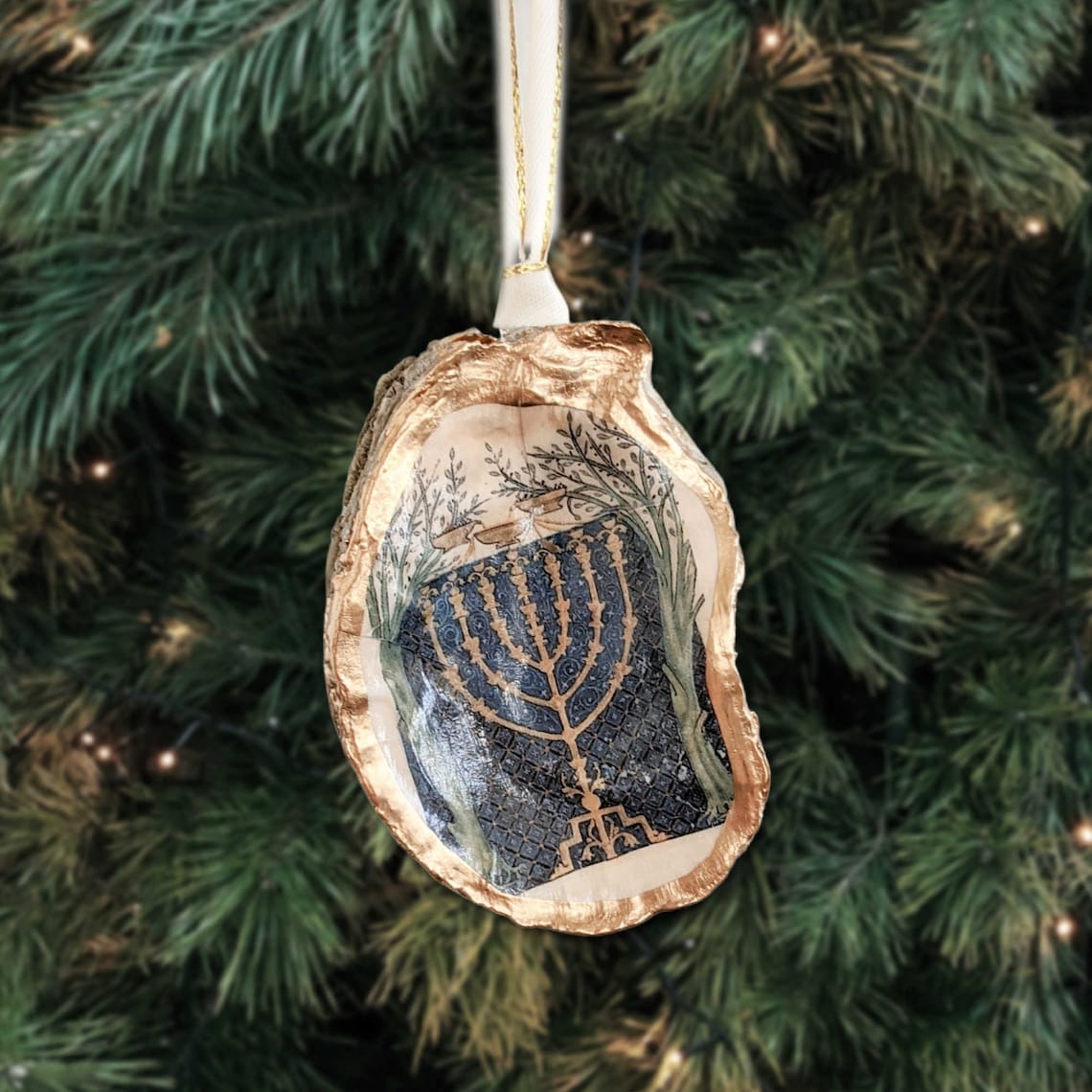 Jesus Oyster Christmas Decoration