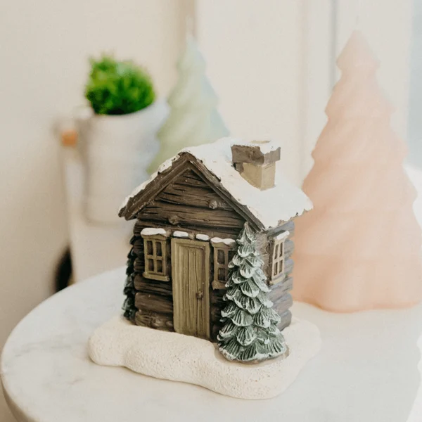 🏠🎄Log Cabin Winter Snow Scene Incense Burner