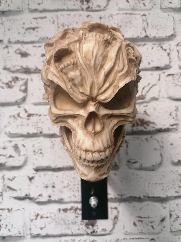 🔥LAST DAY 70% OFF🔥- 🏴‍☠️Motorcycle Helmet and Jacket Skull Holder
