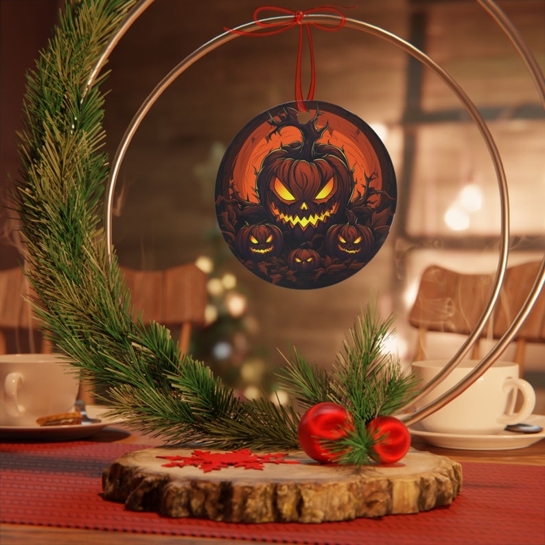 Psycho Skull Skeleton Halloween Ornament for Mini Tree Decoration