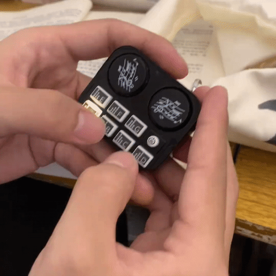 💥New Year's Sale 60% OFF💥Mini Music DJ Disc Player Keychain 🎶