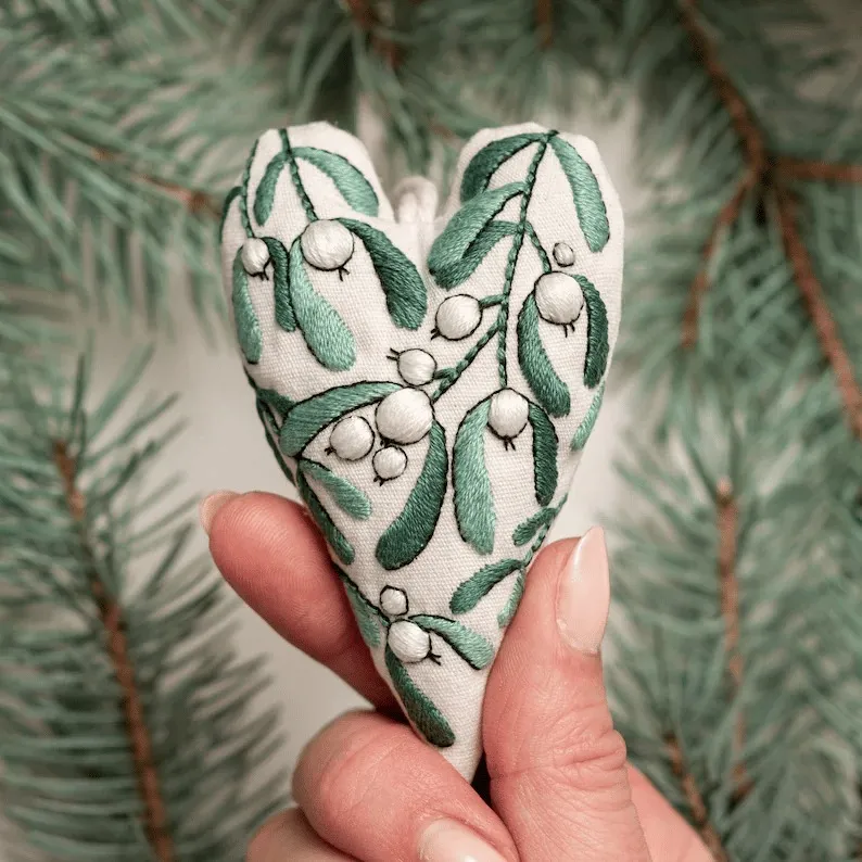 🧵DIY Heart Shaped Christmas Ornament Embroidery Kit🎅