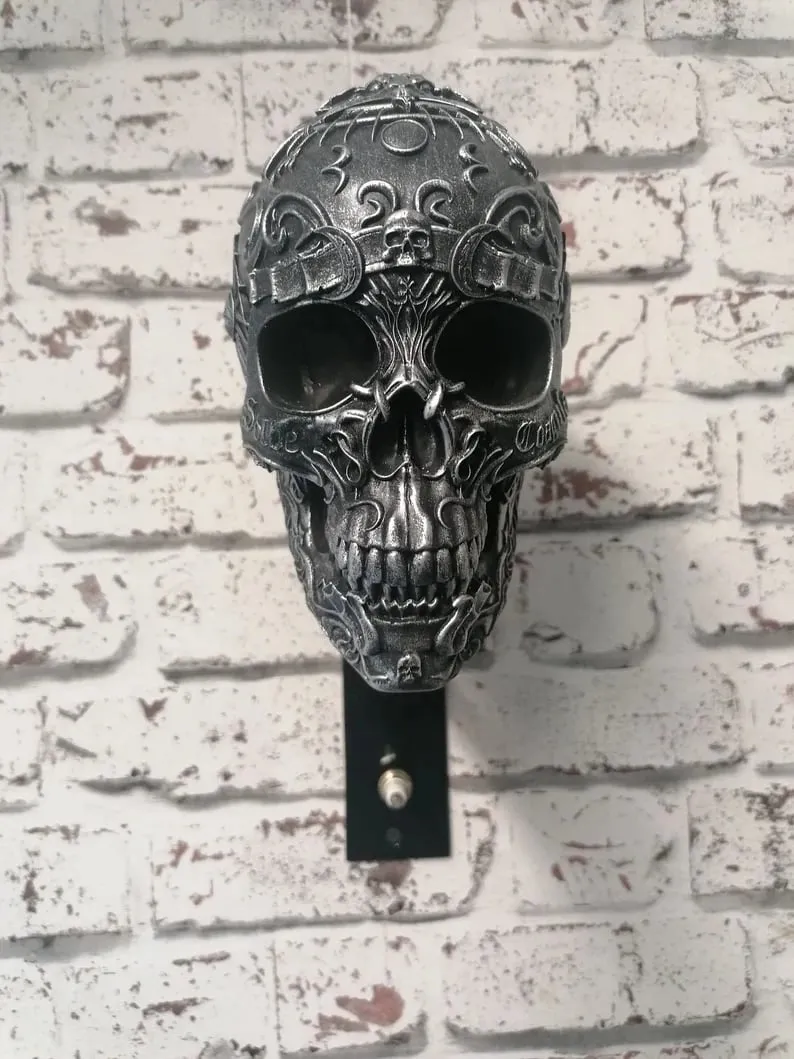 🔥LAST DAY 70% OFF🔥- 🏴‍☠️Motorcycle Helmet and Jacket Skull Holder