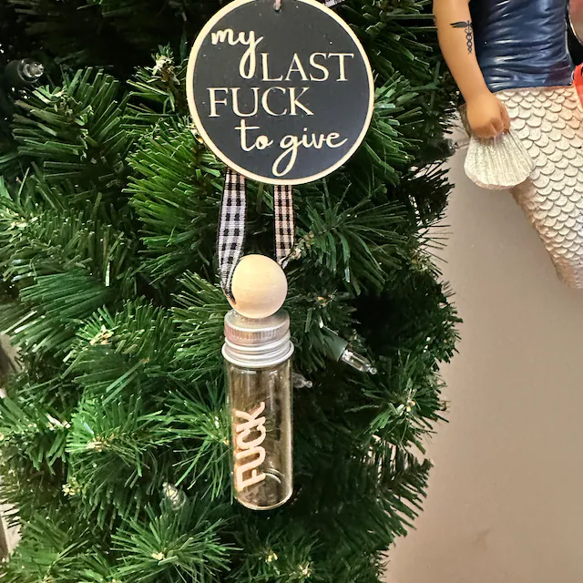 🤣Last Fuck to Give Plastic Light Bulb Christmas Ornament🎄