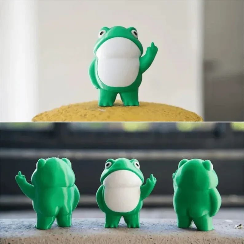 🐸Mr. Rebellious Frog Statue