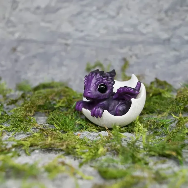 🐲Newborn Dragon In Egg