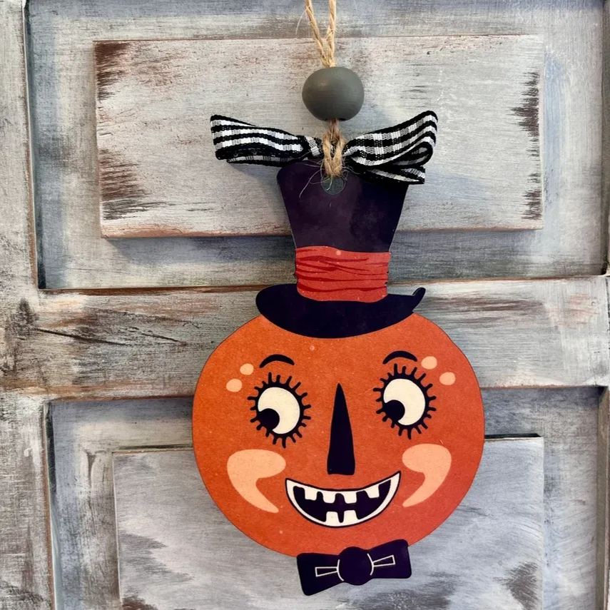 Retro Halloween Decoration