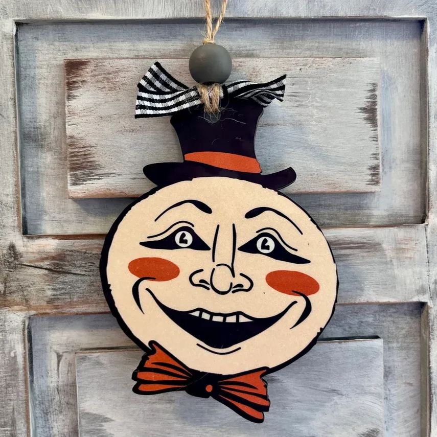 Retro Halloween Decoration