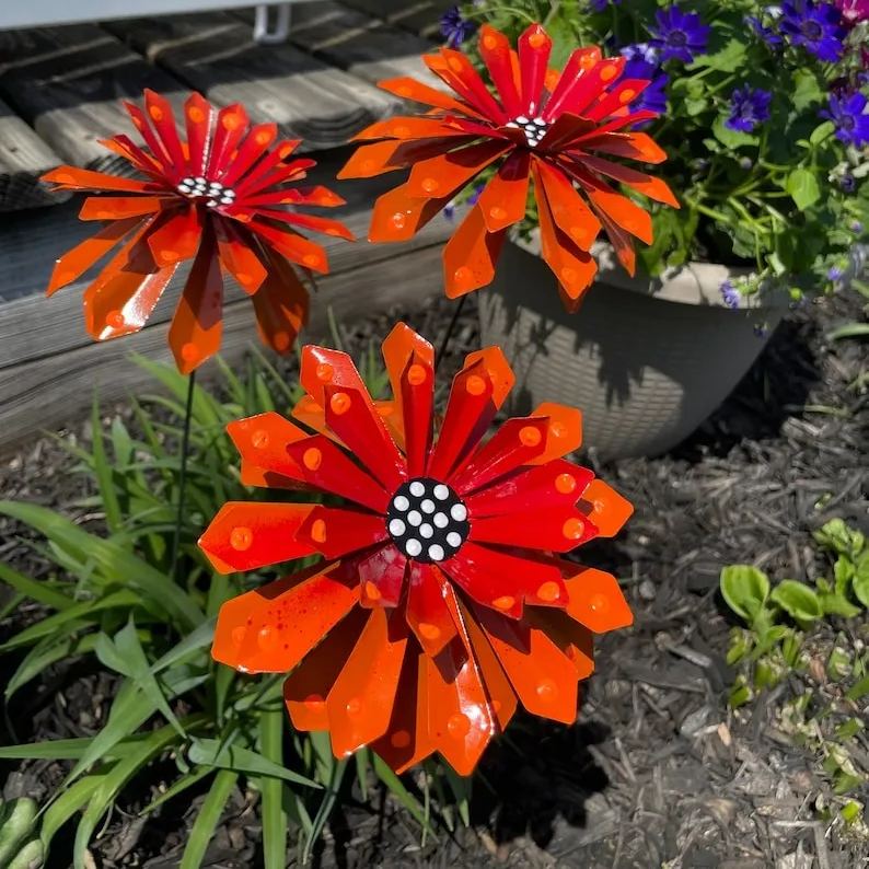 🔥Hot Sale 50% Off🔥🌸Metal Flower Garden Stakes