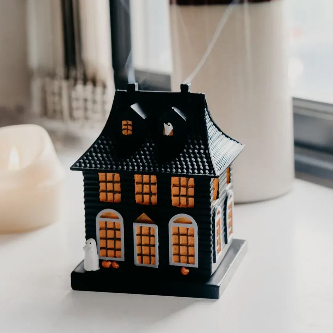 🧙‍♀️Witch House Halloween Autumn Incense Burner🏠 $28.99 USD