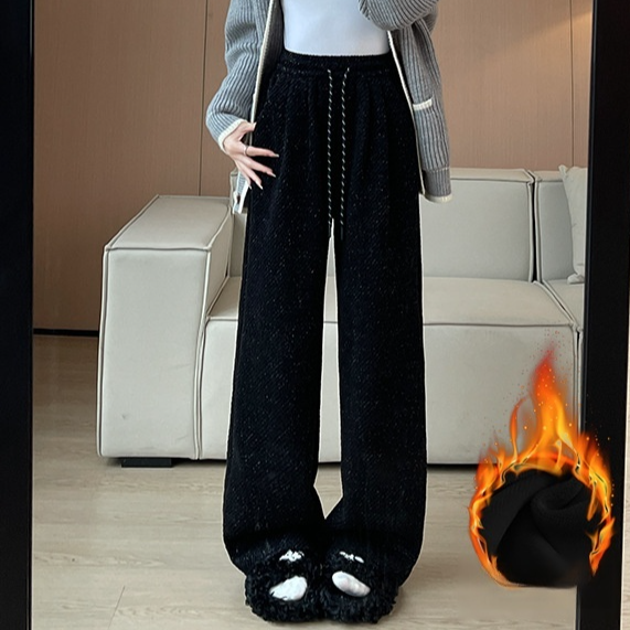 ストレートワイドパンツ