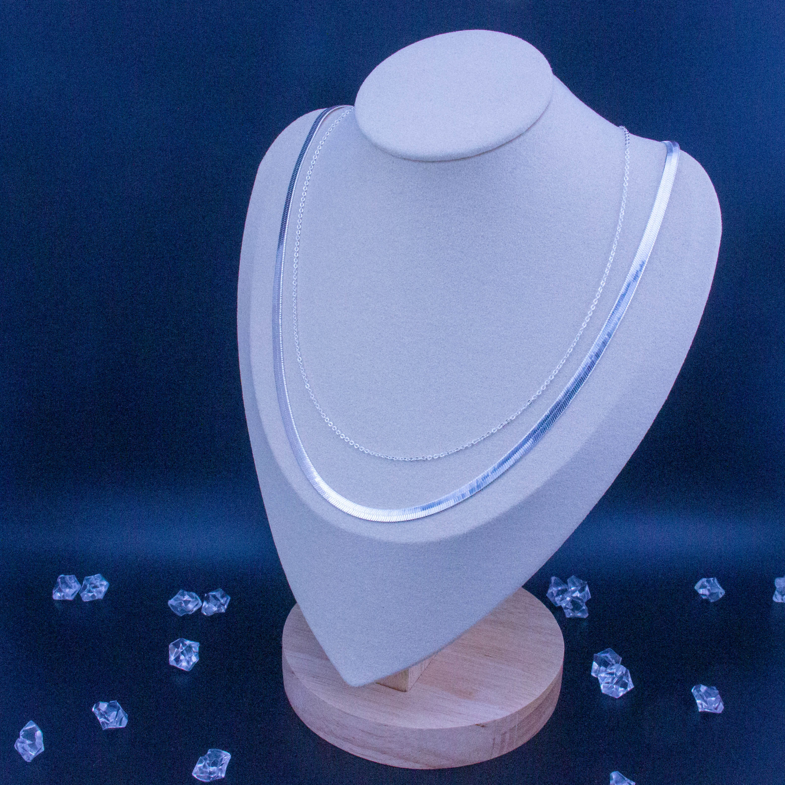 The silver chain can be worn single or folded/