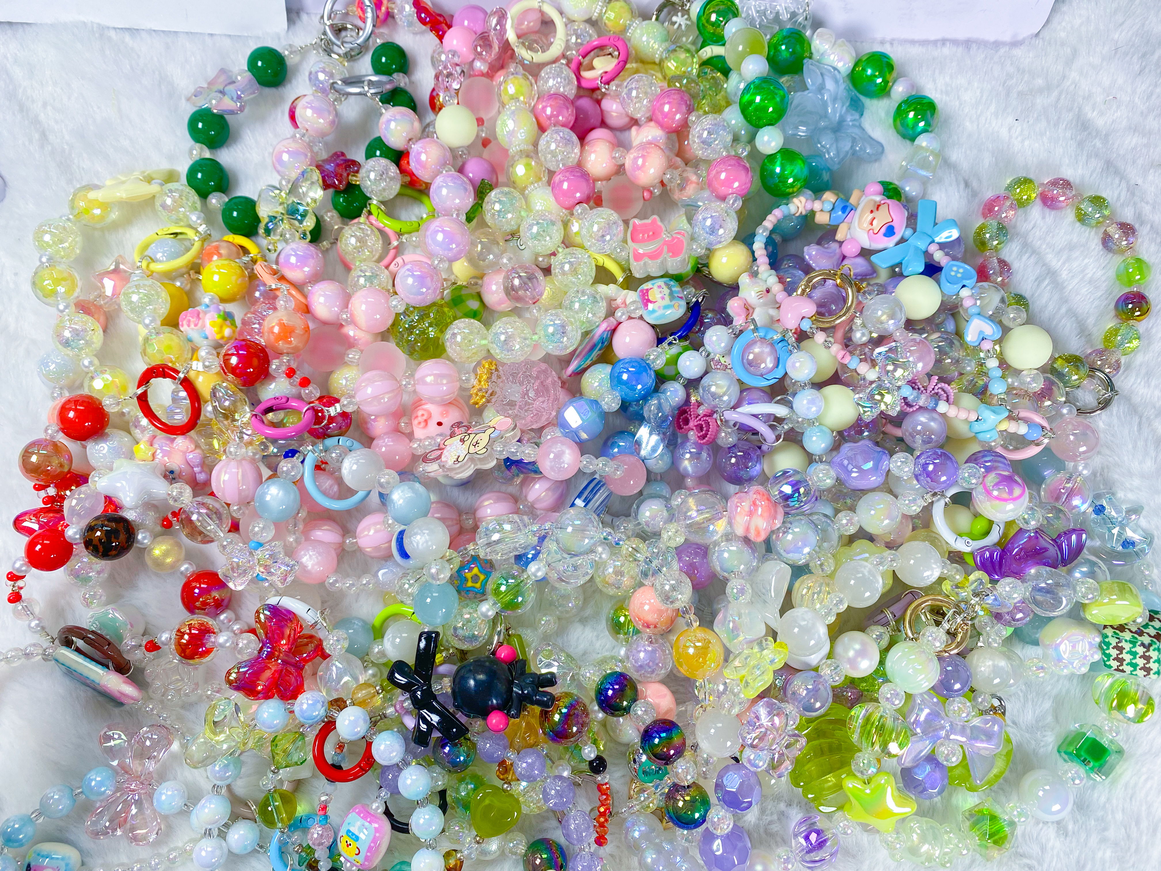 Key chains original designs 52 pieces