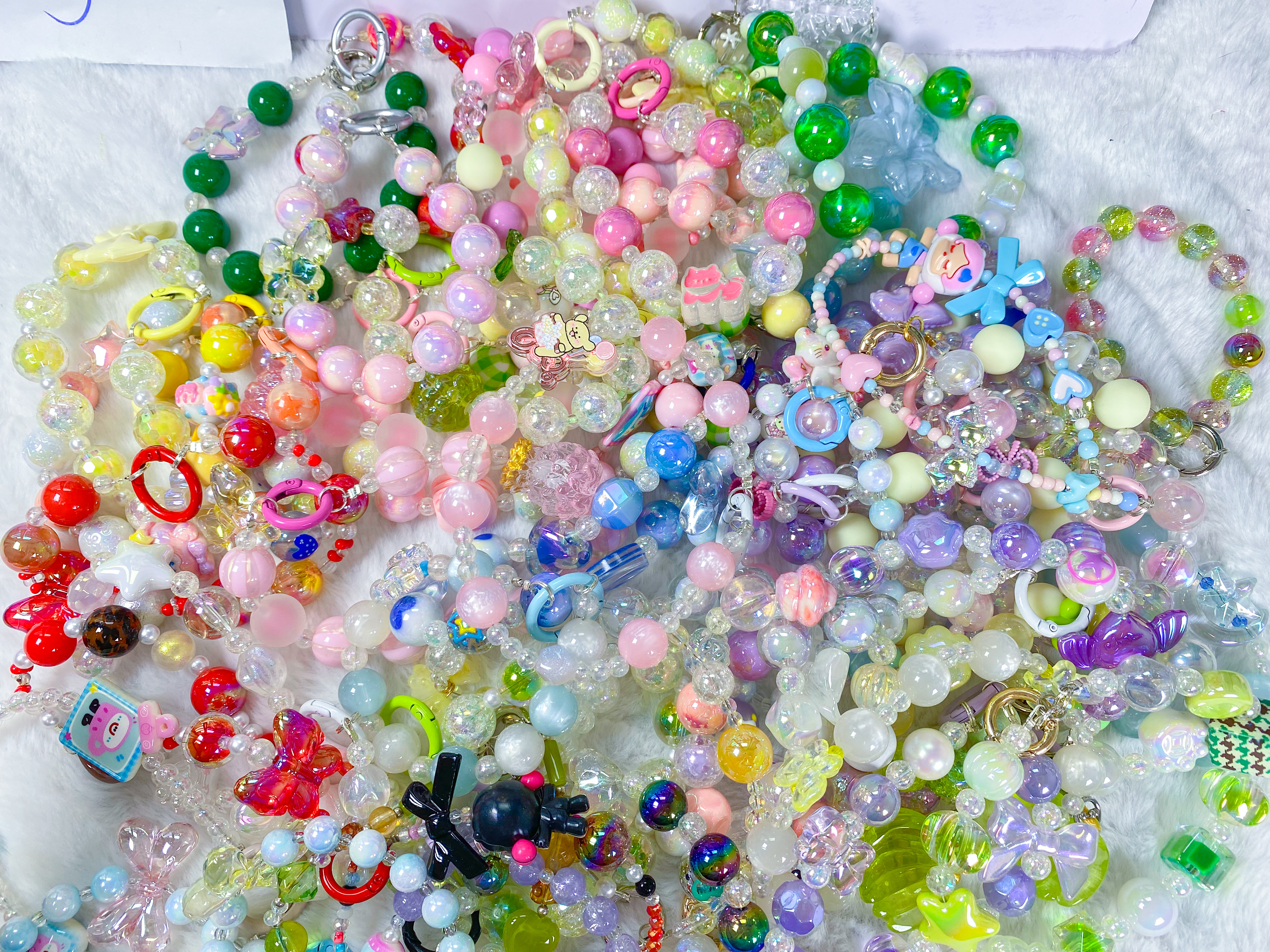Key chains original designs 52 pieces