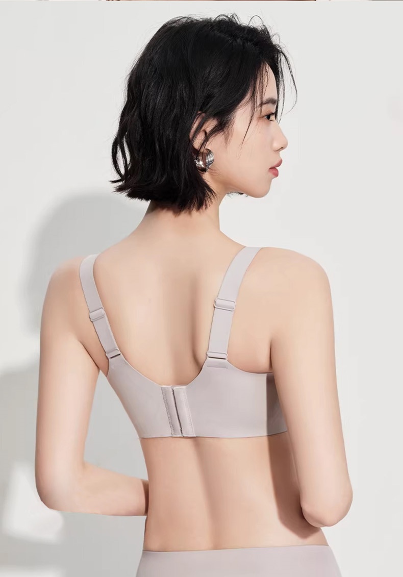 출근룩 필수템 미니마이저 브라 모델 착용 이미지 VEIMIA 베이미아