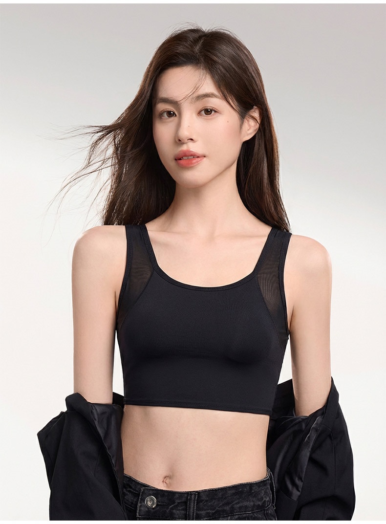 큰 가슴 작아 보이는 빅사이즈 브라 모델 착용 이미지 VEIMIA  베이미아