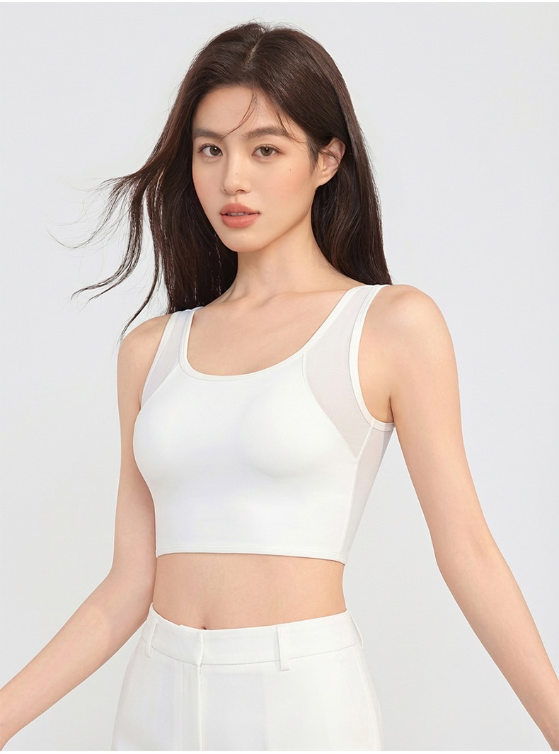 큰 가슴 작아 보이는 빅사이즈 브라 모델 착용 이미지 VEIMIA  베이미아