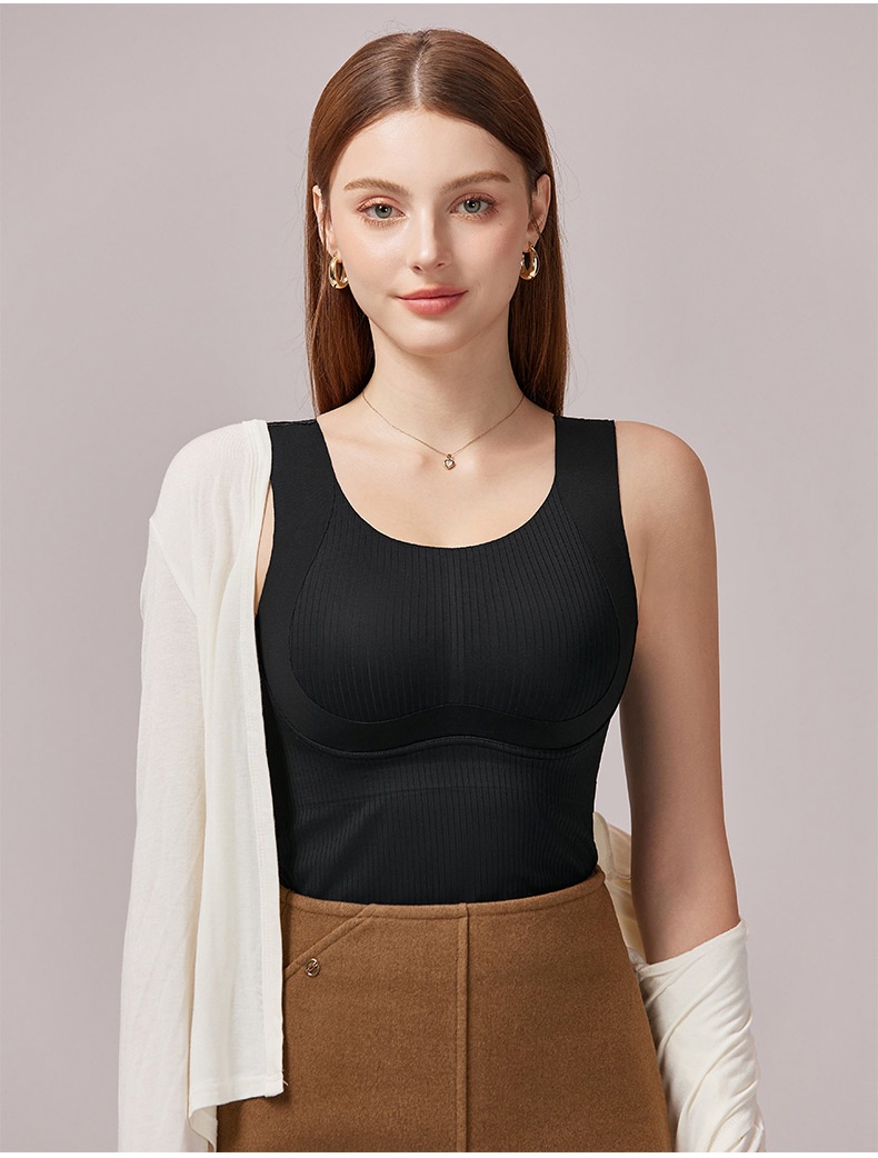 빅사이즈 슬림핏 풀커버 브라캡 나시탑 블랙 모델 착용 이미지 VEIMIA 베이미아