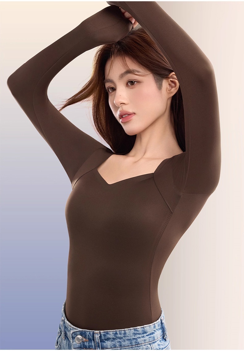 겨울 보온 내복 브라운 착용 이미지  VEIMIA 베이미아