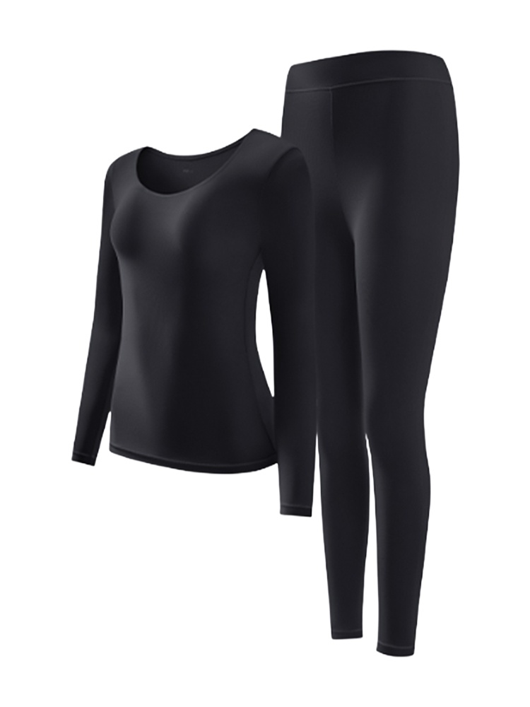 브라 없이 착용 가능한 보온 내복 모델 착용 이미지 블랙 VEIMIA 베이미아