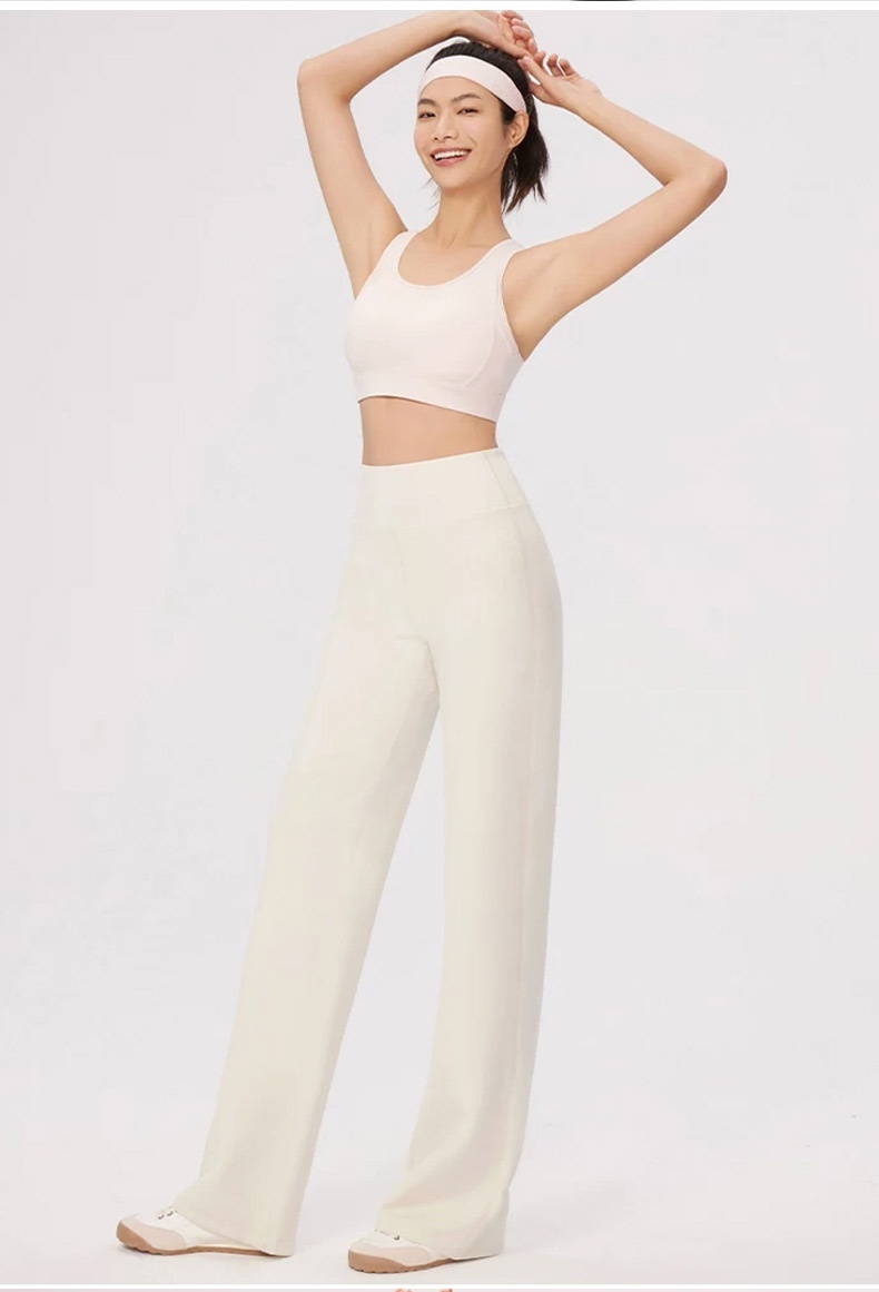 슬림 일자핏 바지 모텔 착용 효과 이미지 회이트 VEIMIA 베이미아