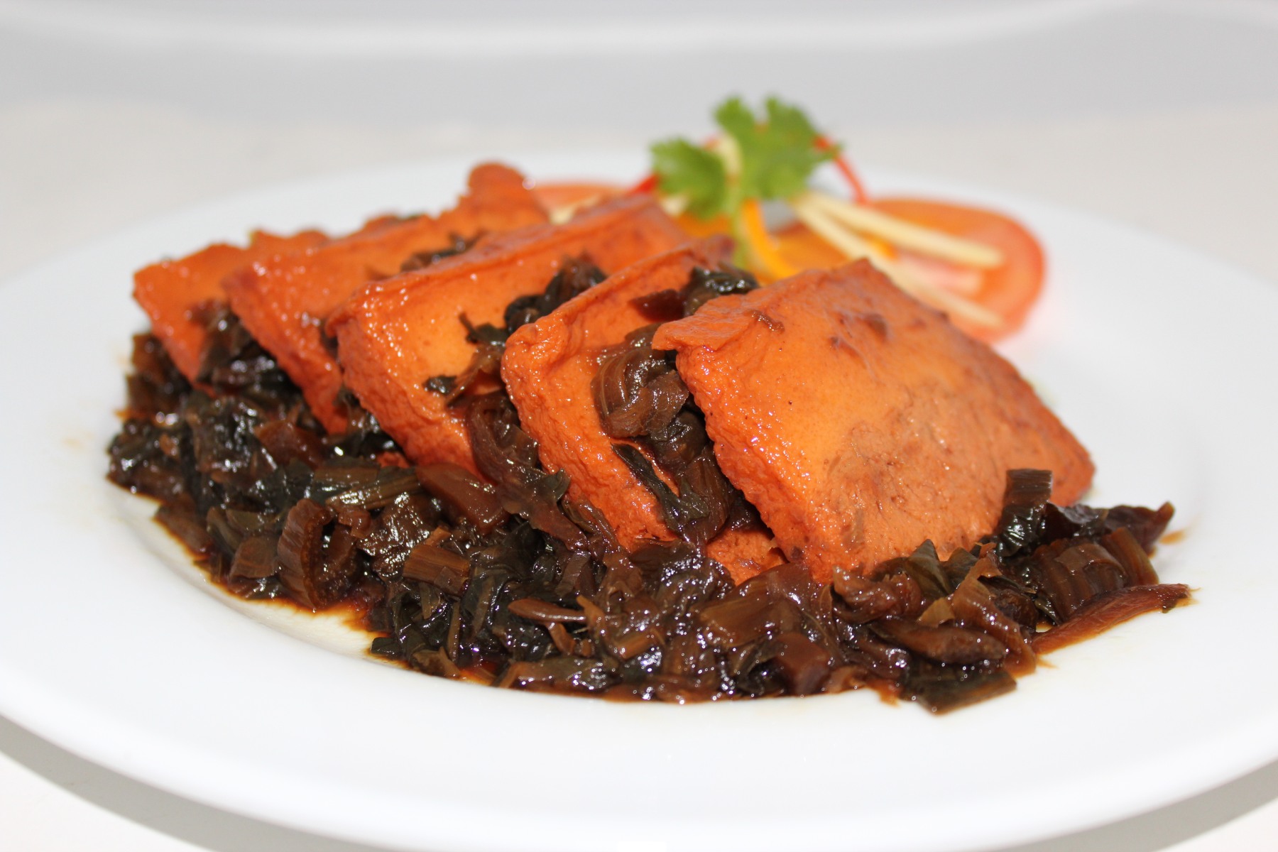 Salted Mustard Cabbage [Plant Based Braised Pork Belly with dried mustard] 梅菜扣肉