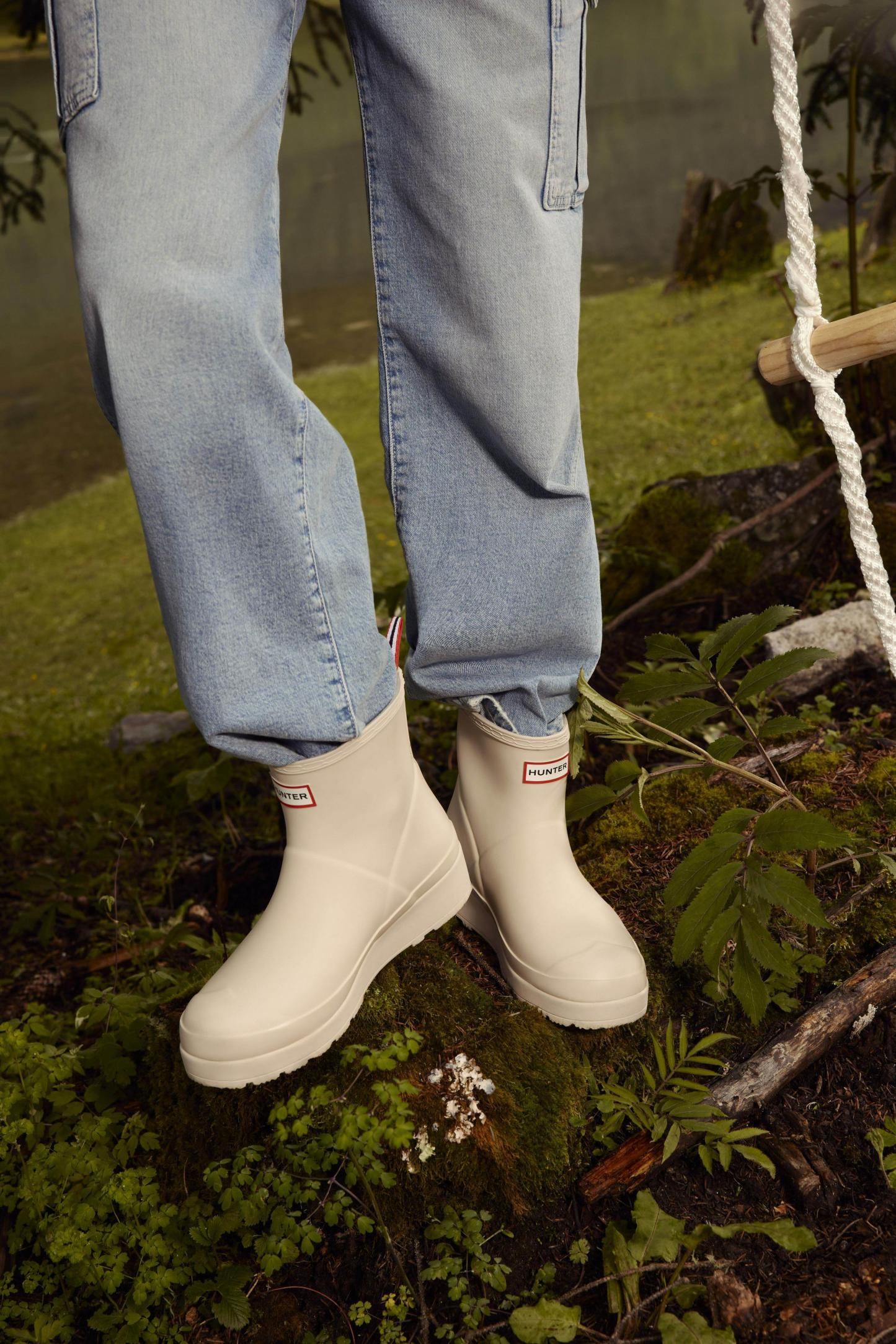 WOMEN'S PLAY SHORT BOOTS