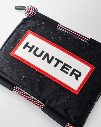 TRAVEL RIPSTOP PHONE POUCH