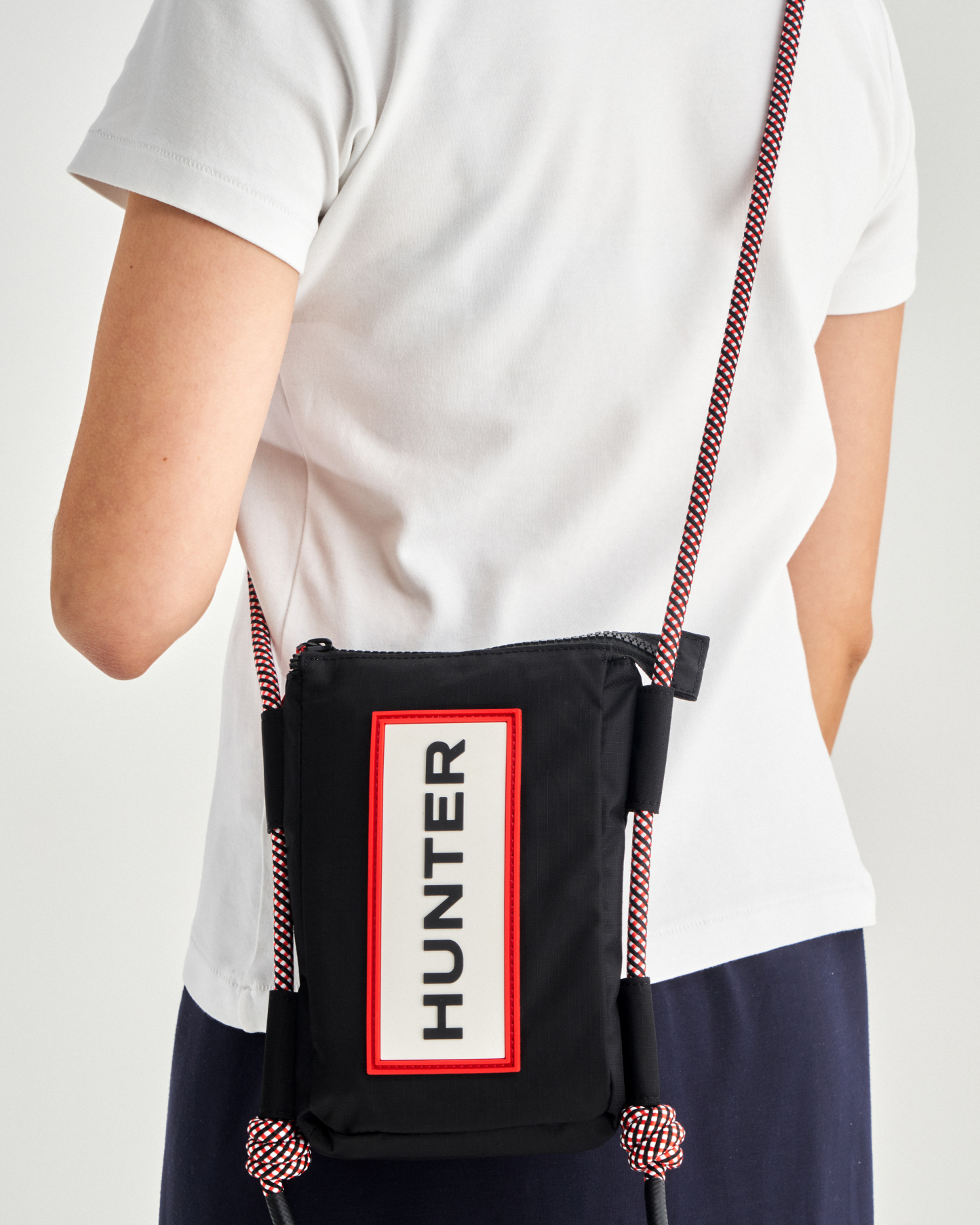 TRAVEL RIPSTOP PHONE POUCH