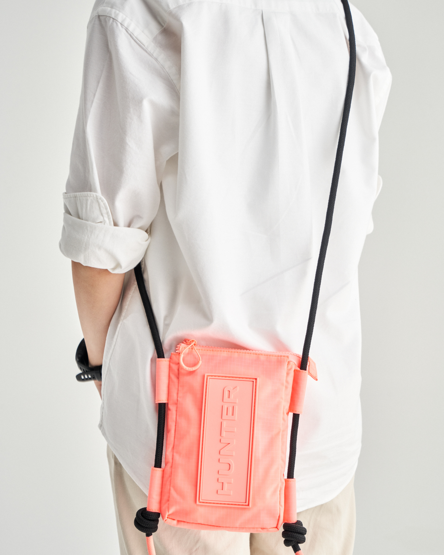 TRAVEL RIPSTOP PHONE POUCH