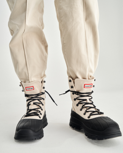 WOMEN'S EXPLORER DESERT BOOTS