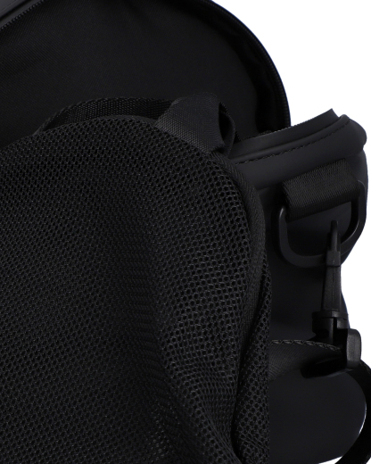 DOWNPOUR CABIN BARREL BAG