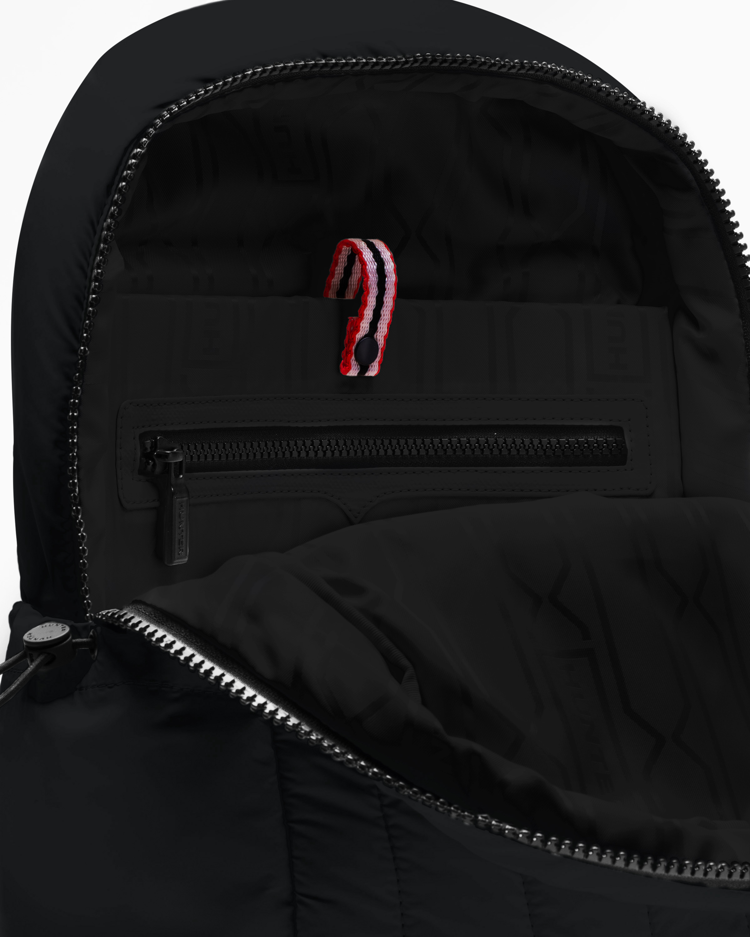 LARGE INTREPID PUFFER BACKPACK