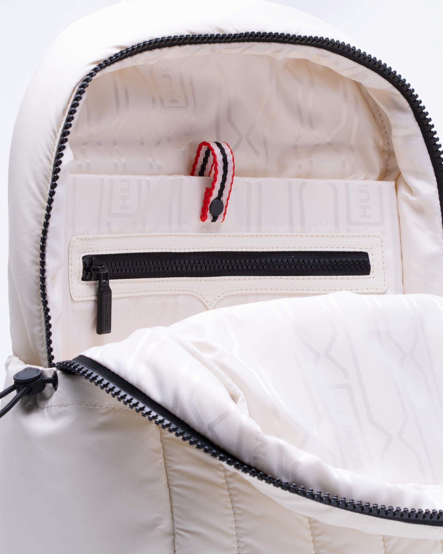 LARGE INTREPID PUFFER BACKPACK