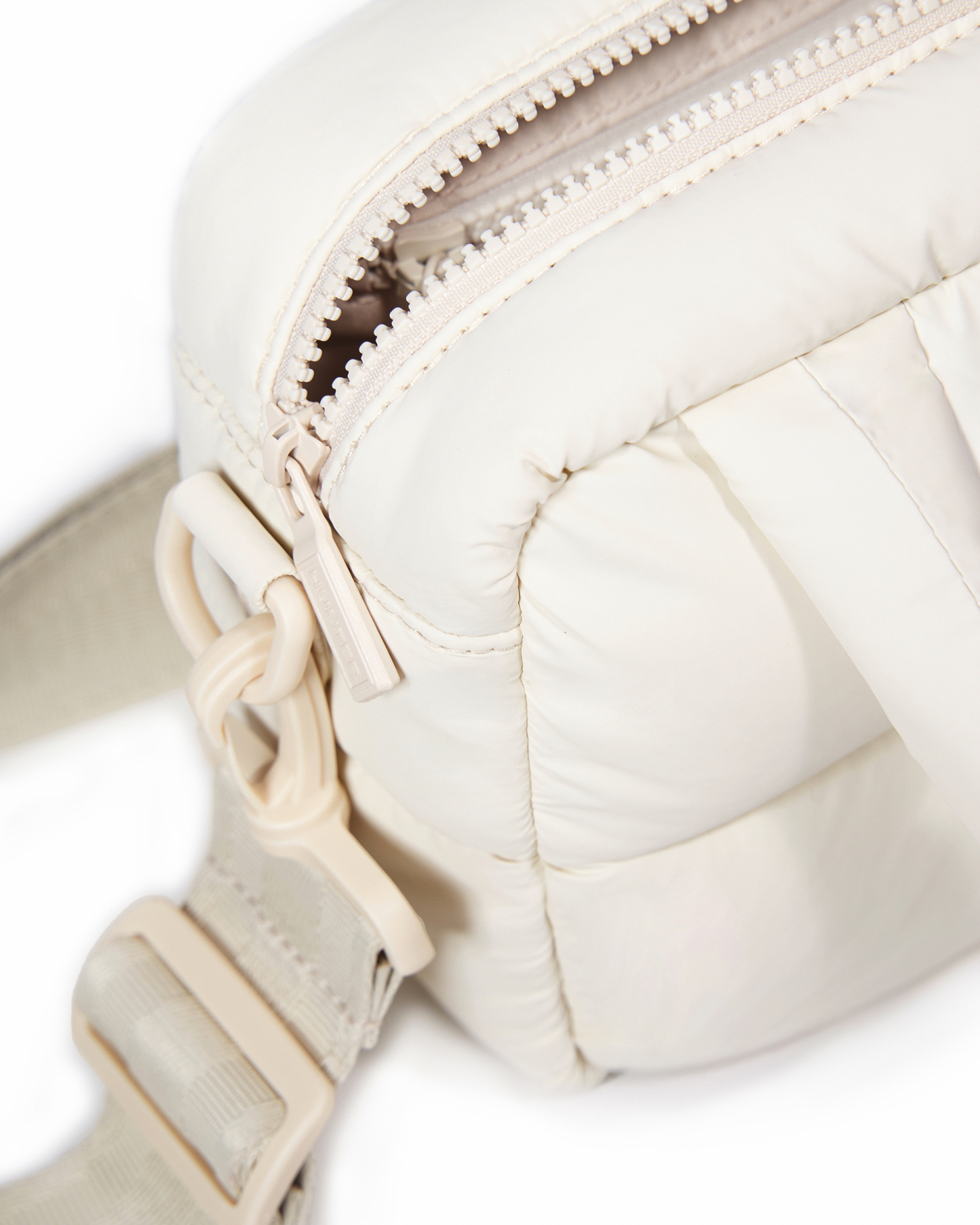 INTREPID EXTRA PUFFED BOSTON