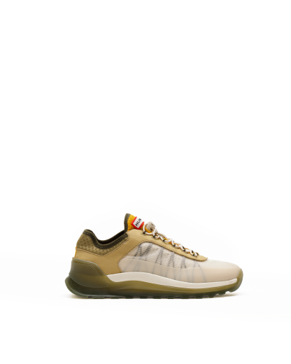 MEN'S TRAVEL TRAINERS