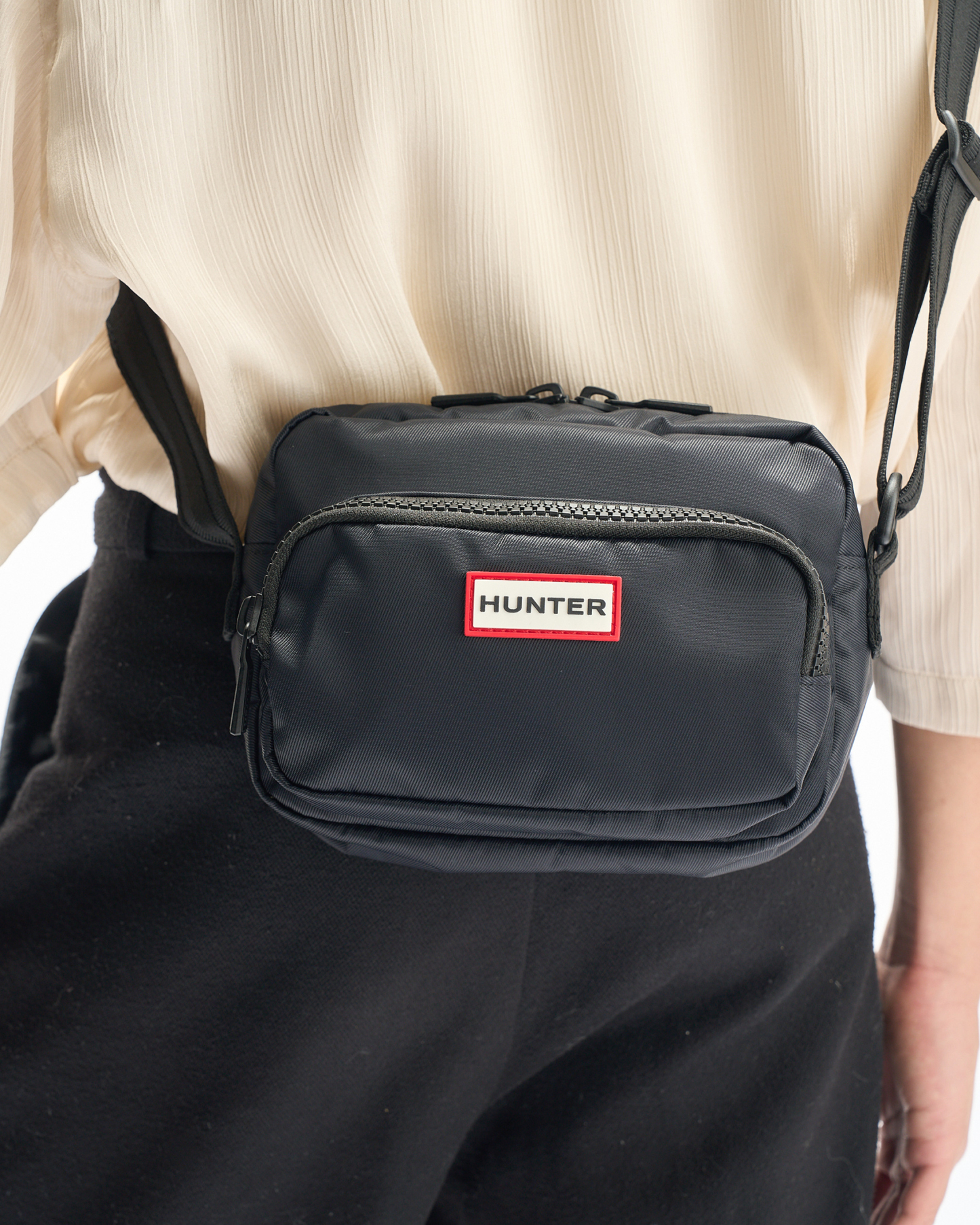 NYLON CROSSBODY
