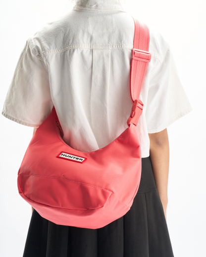 NYLON MIDI HOBO