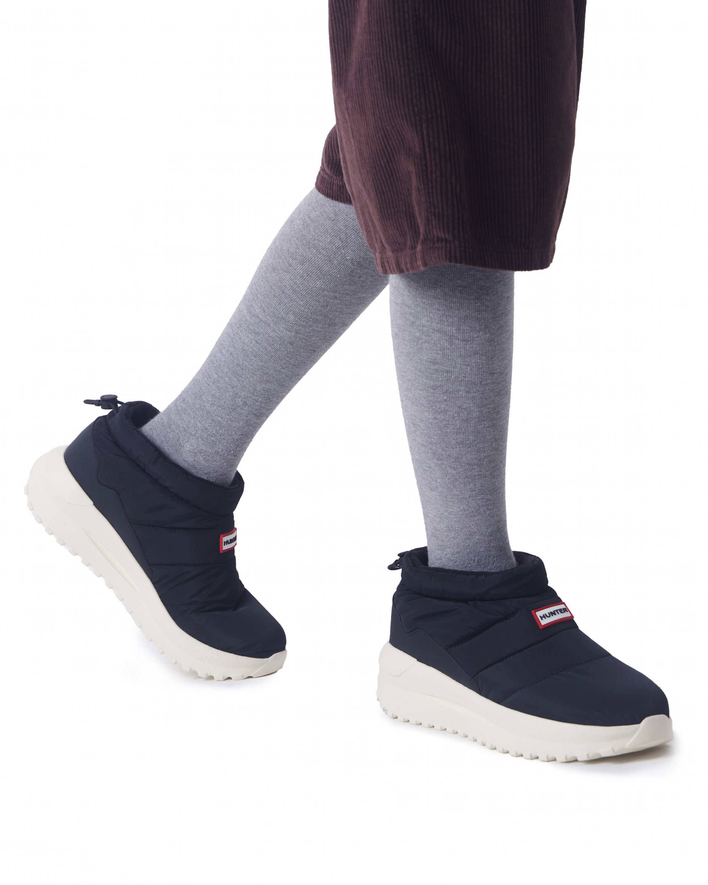 UNISEX TRAVEL FLOW PUFFED TRAINERS