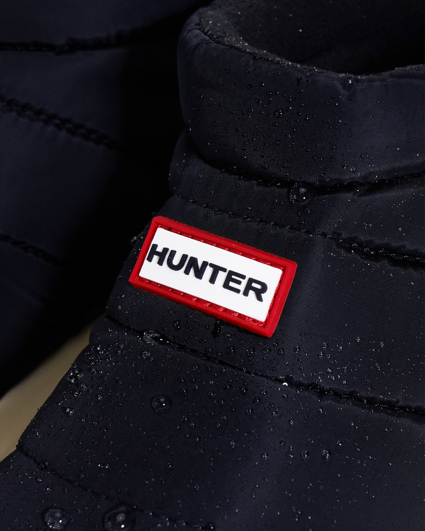 UNISEX TRAVEL FLOW PUFFED TRAINERS