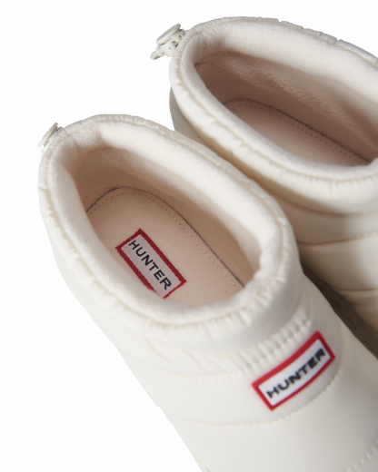 UNISEX TRAVEL FLOW PUFFED TRAINERS