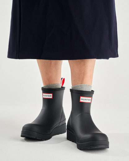 WOMEN'S PLAY SHORT BOOTS