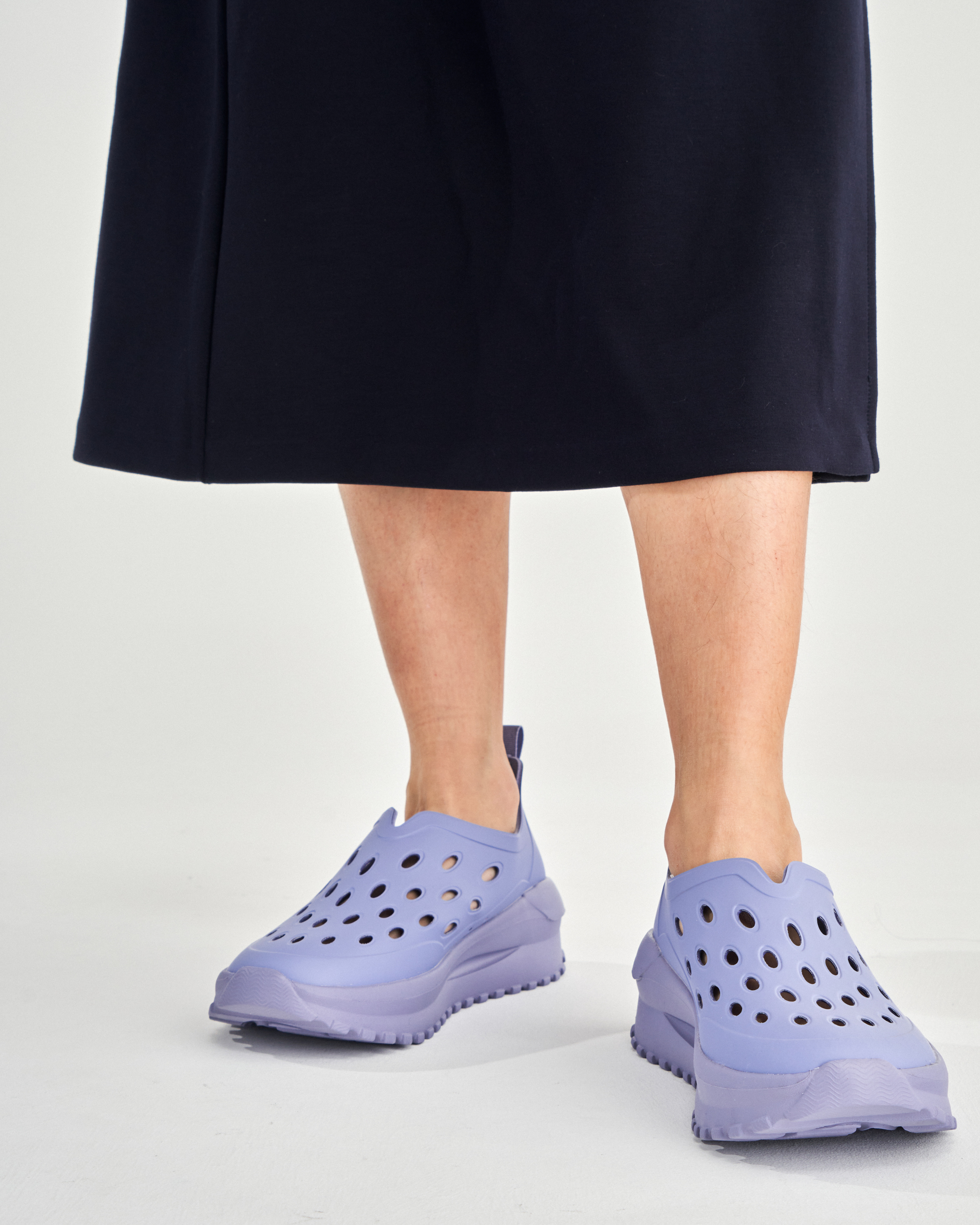 UNISEX TRAVEL FLOW SHOE