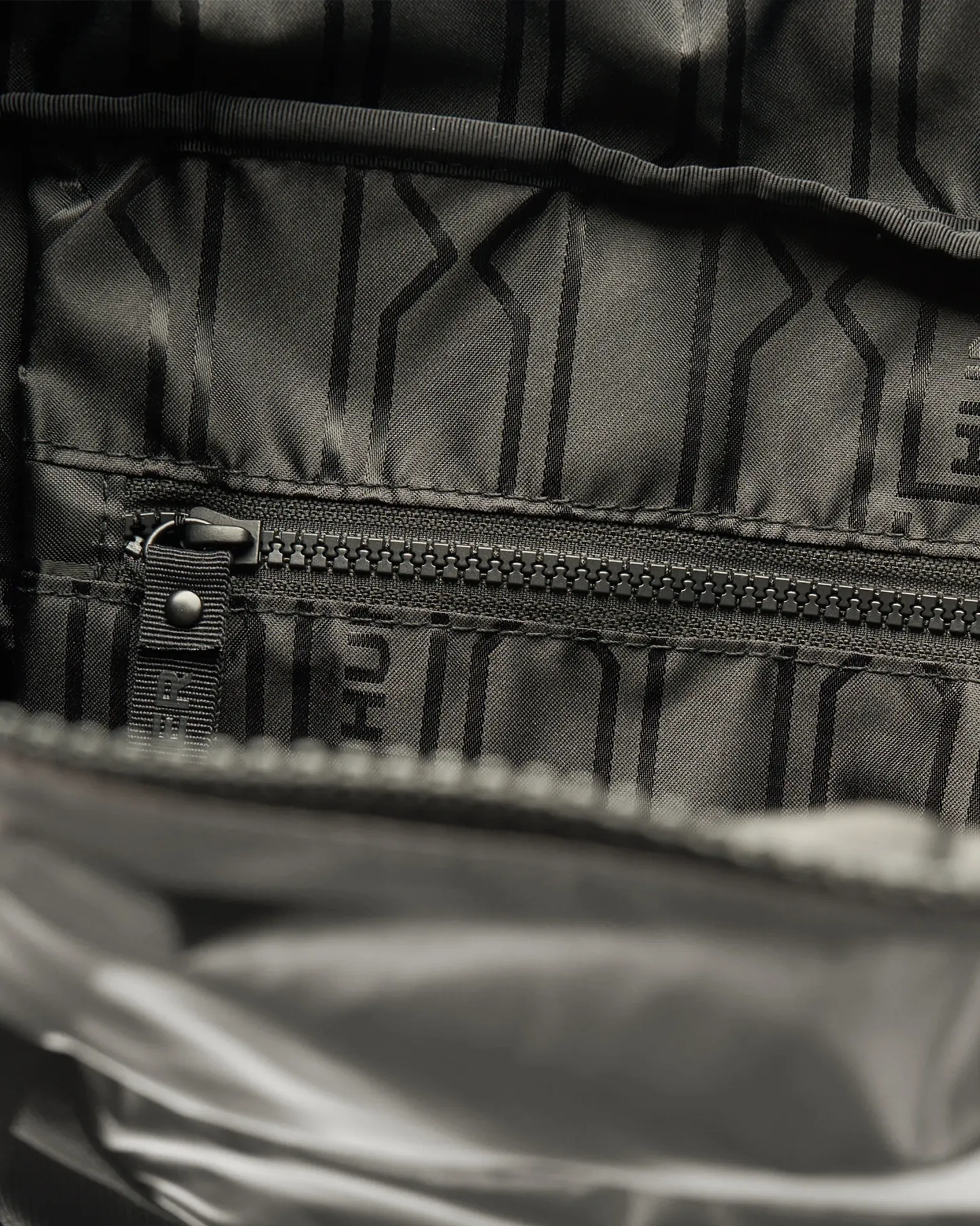 TRAVEL RIPSTOP HOLDALL