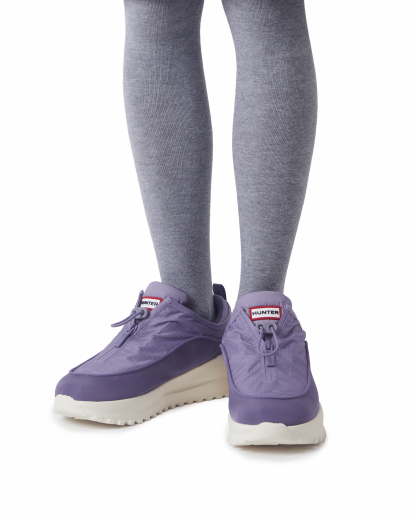 UNISEX TRAVEL FLOW ZIP TRAINERS