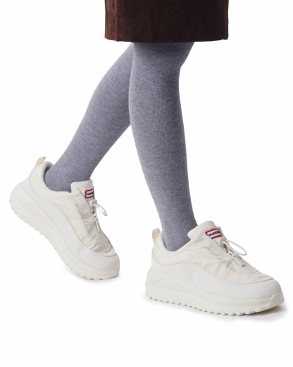 UNISEX TRAVEL FLOW ZIP TRAINERS