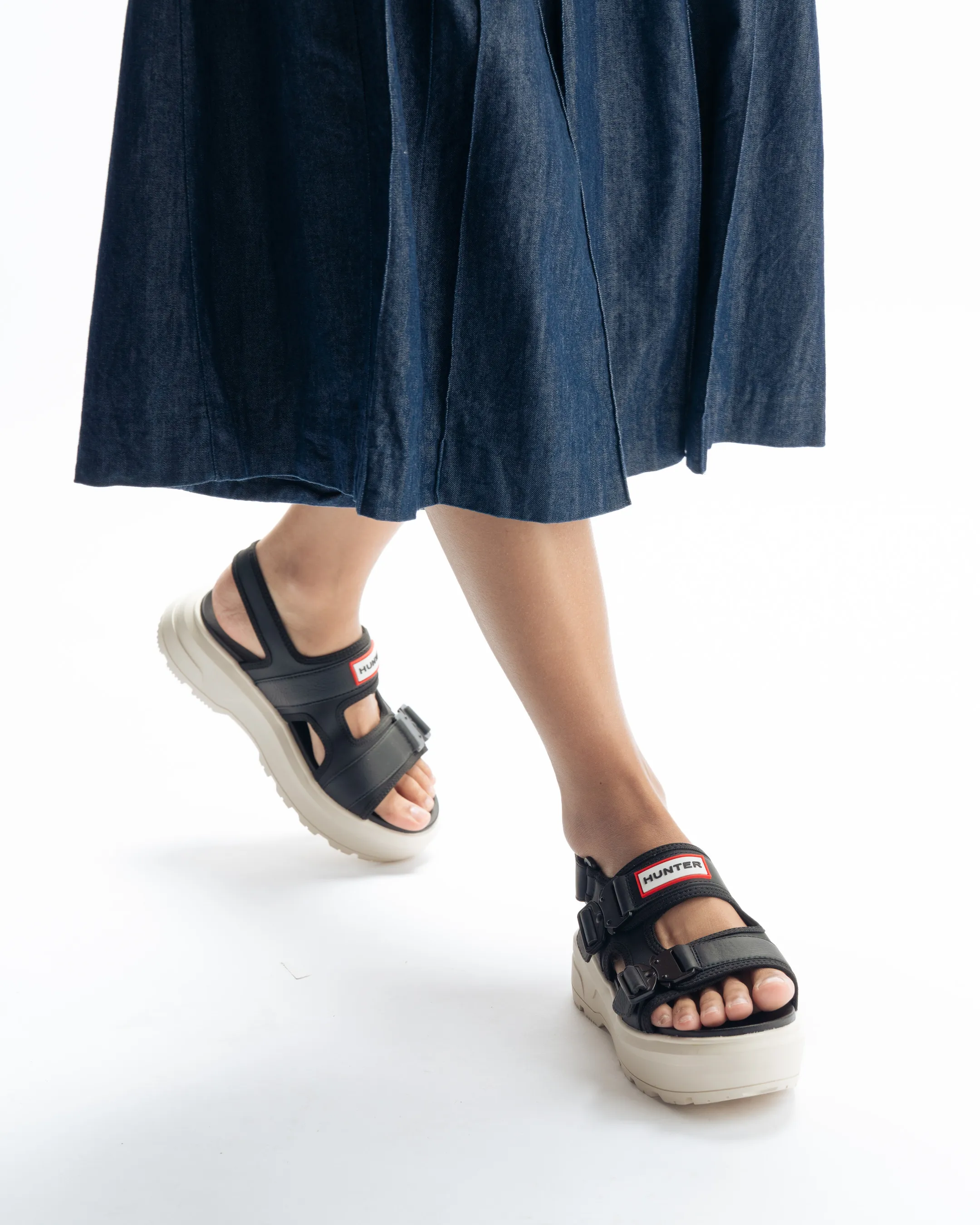 UNISEX CITY REBEL NEO LEATHER BUCKLE SANDALS